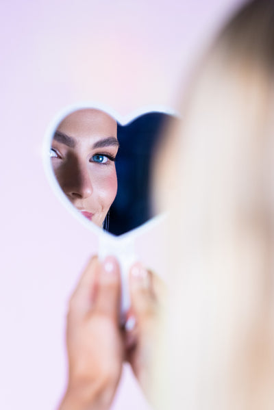 #7 The Risks of DIY Eyelash Extensions: Leave it to the Professionals