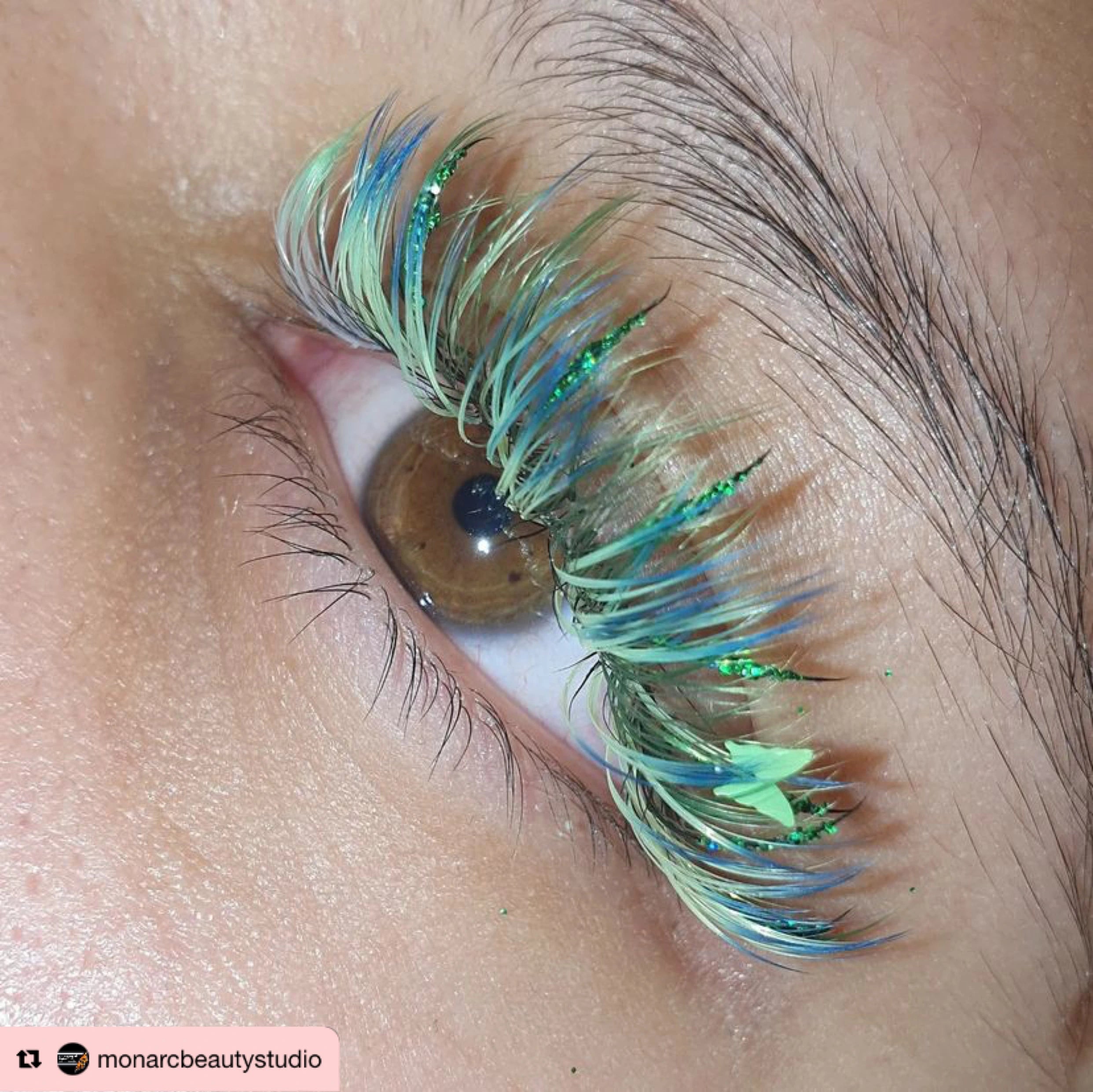 Coloured volume lashes | Cashmere mink lashes