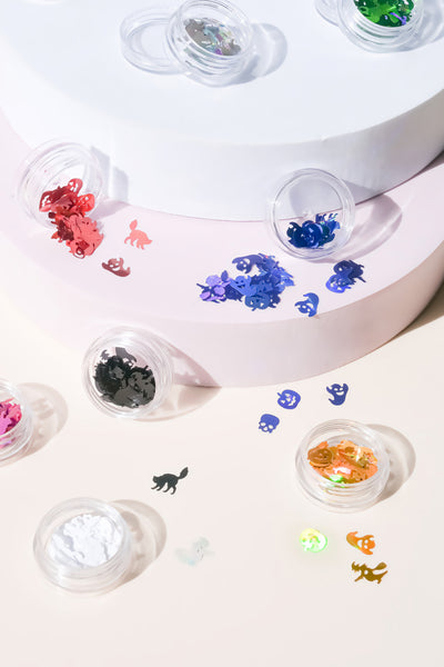 Eyelash/Nails Decal for Eyelash Extension in a container