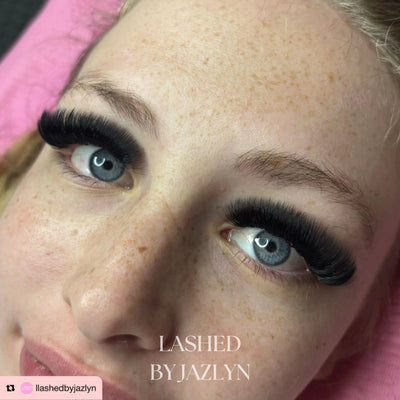 10D | Promade XL Lash Book